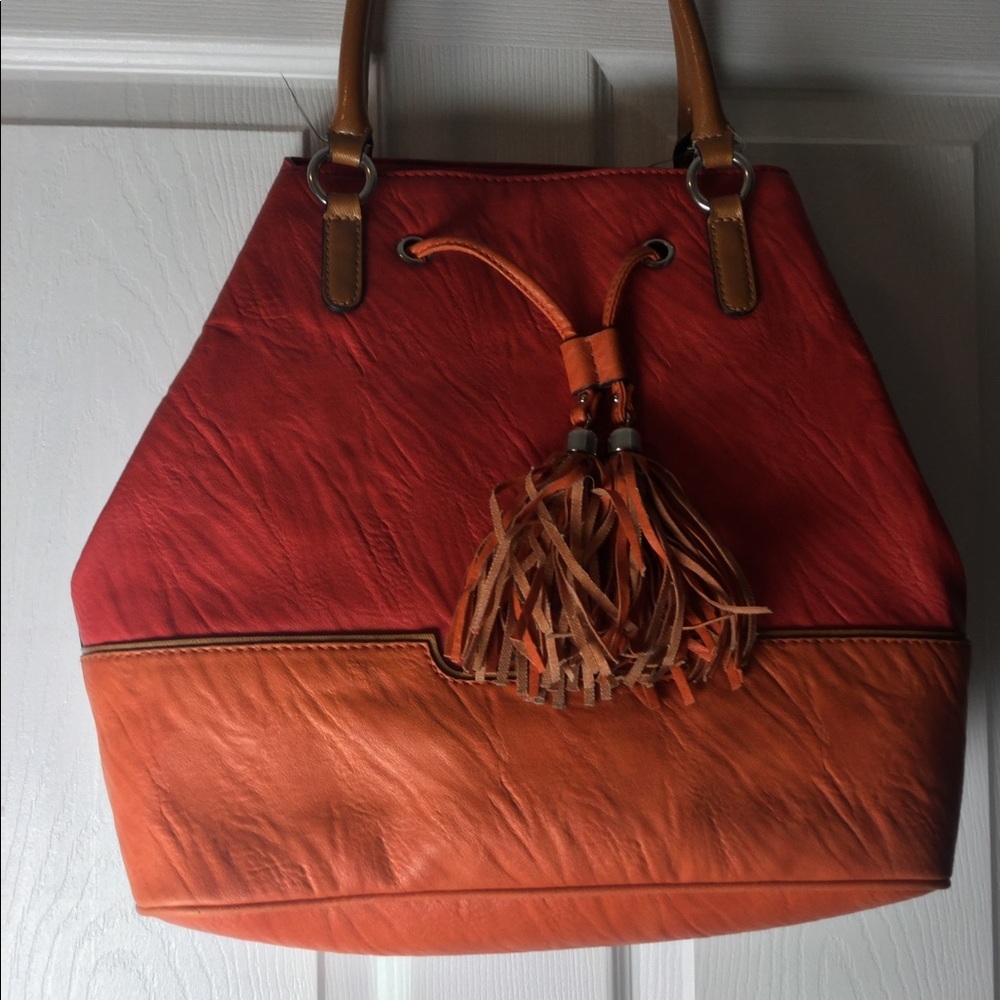 Guess purse - Picture 7 of 8
